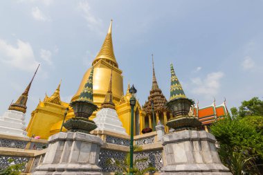 Bangkok Tayland - 1 Mart 2018: Tapınağı Emerald Buda en önemli Budist tapınak Tayland olarak kabul edilir ve önemli bir turistik Bangkok olduğunu.