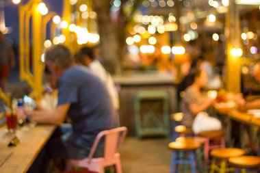 görüntü bir restoran gece festivalin bulanıklık ve mutlu ve bokeh arka plan, Bangkok Tayland için ile rahatlatıcı atmosfer.