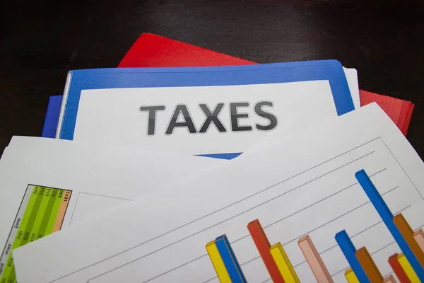 Dossier Concept des documents fiscaux et des dossiers papier Paiement d'impôt annuel — Photo