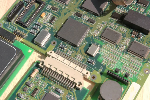 Elektronikus gépalkatrész elektronikus áramköri lapja — Stock Fotó