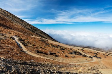 Teide Milli Parkı, Tenerife, Kanarya Adaları - Montana Blanca volkanik tırmanış Trail renkli toprak. 3718 m Teide tepeye kadar İspanya'nin bu doğa yürüyüşü yol uzun ve zorludur