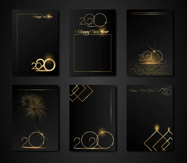 Set di volantini, poster, banner, brochure modelli di design per felice anno nuovo 2020. colori nero e oro. Tema natalizio, fuochi d'artificio, brillantini, candele, elementi geometrici dorati. Perfetto per l'invito — Vettoriale Stock