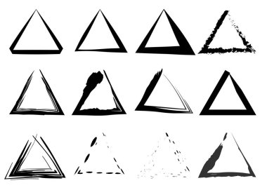 Üçgen Pullar Koleksiyonu. Grunge Üçgenleri, Afişler, İşaretler, Çerçeveler, Logolar, Simgeler, Etiketler ve Rozetler Ayarlandı. Amblemler için Retro Frames. Siyah Geometrik Şekiller ve Doku. Şeffaf Arkaplan
