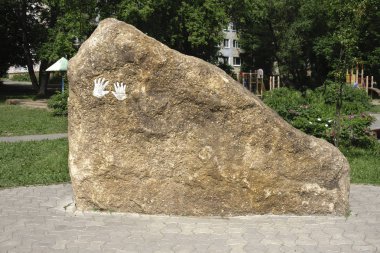 benekli büyük taş arzuları