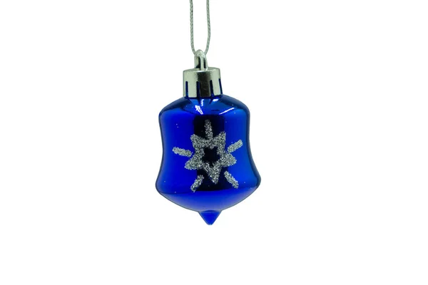 Modrý vánoční zvonek izolované na bílém . — Stock fotografie