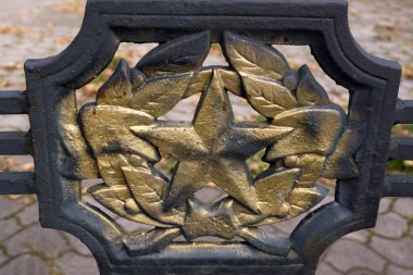 Dekoratif ızgara, çit. Beyaz arka plan üzerinde izole.