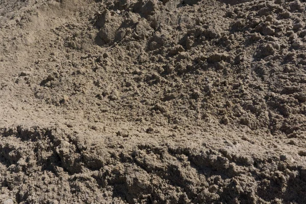 Sanddyner i öknen varm torr sand under blå himmel — Stockfoto