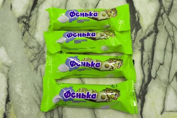 Berezniki Russland Februar 2018 Rote Bonbonverpackung Fenka Mit Creme — Stockfoto