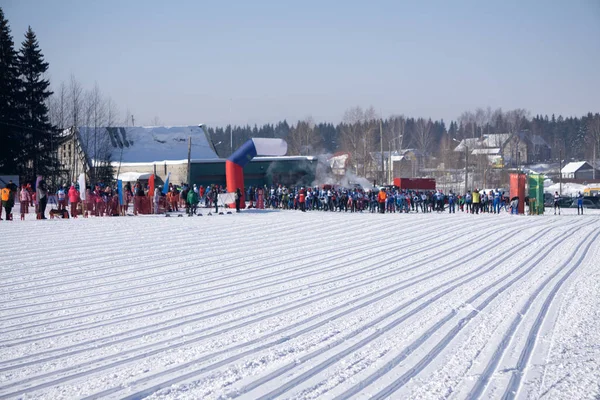 Mass start in the men\'s 15km 15km Skiathlon at the winter Olympics cross country Center
