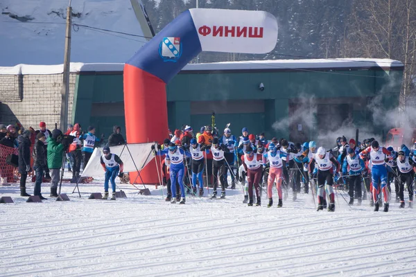 Russia Berezniki Marzo 2018 Iniziano Prove Degli Sciatori Nella Maratona — Foto Stock