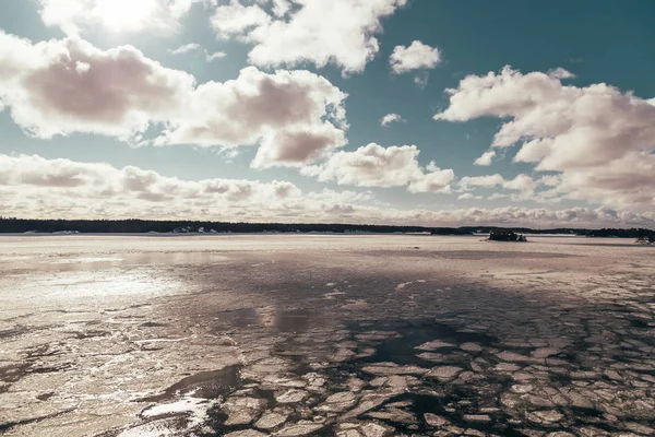 Сонячний і льоду день за межами Стокгольма — стокове фото
