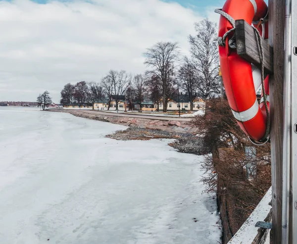 Costa de Tammisaari Raasepori em um dia de inverno — Fotografia de Stock