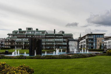 Nupenparken (Otterdalsparken) parkında Kristians ve Norveç Su Fıskiyesi