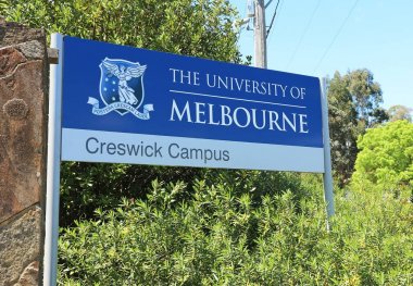 Melbourne Üniversitesi Creswick kampüs, eski orman okul, üniversite kapsamında 1980 yılında oldu.