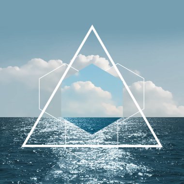 Deniz ve bulutlar üçgen ve altıgen yanarak bahislerin doğru