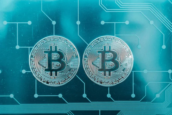 Devre kartı ile bir bitcoin