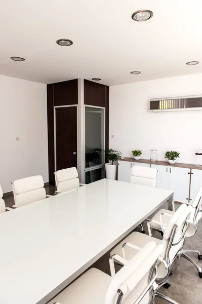 modern beyaz ofis 