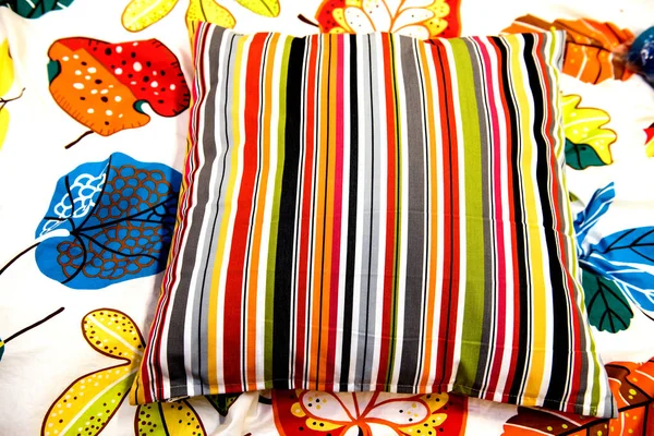 Izolované barevný polštář — Stock fotografie