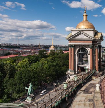 saint-petersburg çatıdan görüntülemek