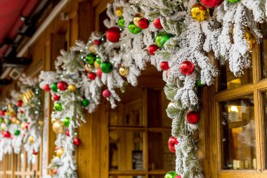 City Mall celebra bir restoran girmek Noel ağacı