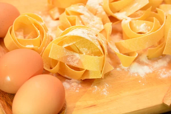 Pappardelle Pasta Italiana Con Huevos —  Fotos de Stock