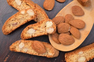 badem cantuccini toscana gelen İtalyan tatlı kurabiye