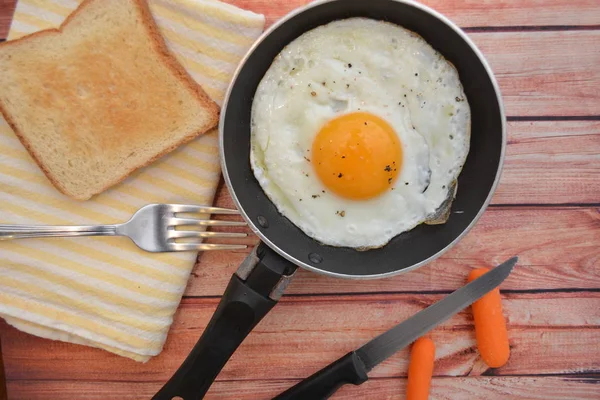 Huevo Cocinado Una Sartén Desayuno Comida —  Fotos de Stock