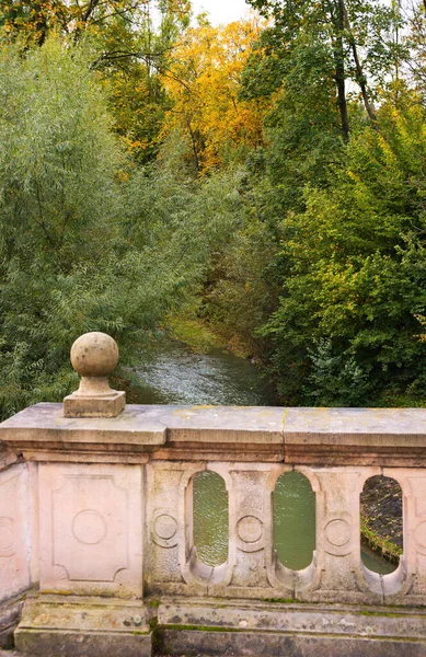 Alter Steinsteg Über Bach Herbst Herbstfarben — Stockfoto