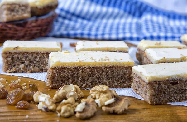 Freshly Baked Wulnuts Cake Yolk Topping — Stock Photo, Image