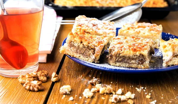 Traditional Walnut Cake Tea Wood Table — Stock Photo, Image