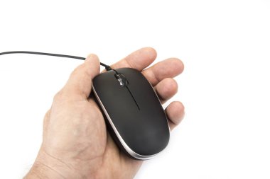 Beyaz kablosu olan bilgisayar faresi