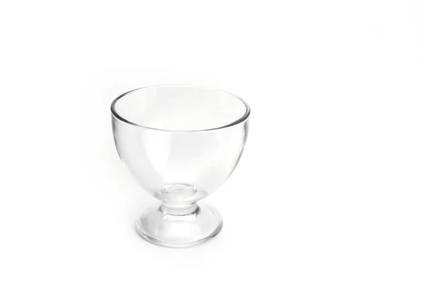 白の上にアイスクリームやプリンの空のガラス — ストック写真