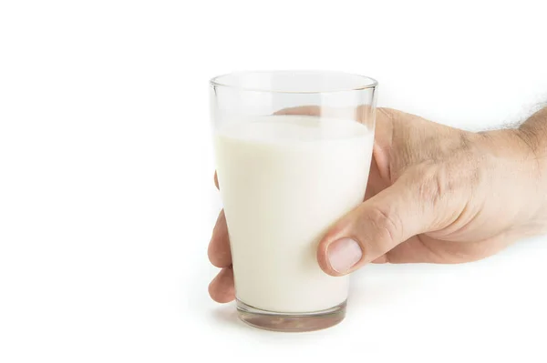 Άνδρας Που Κατέχει Ποτήρι Του Νωπού Γάλακτος — Φωτογραφία Αρχείου