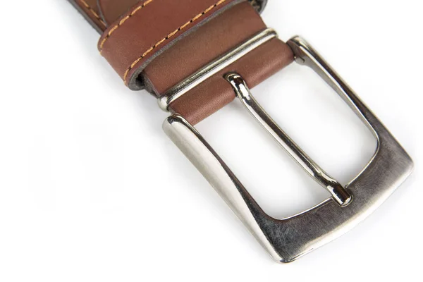 Cinturón Cuero Con Hebilla Sobre Fondo Blanco —  Fotos de Stock