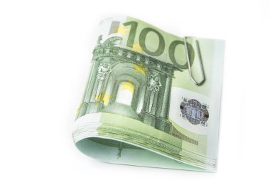 Avro stoğunda beyaz ataç var.