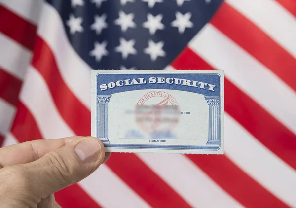 Sosyal güvenlik kartı ve yabancı kimlik. Yeşil Kart Amerikan rüyası konsepti