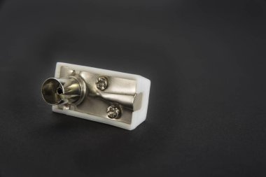 Siyah kablosuz TV bağlantısı