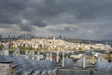 İstanbul 'dan Süleyman Camii' ne, Boğaz, Galata Köprüsü ve Kulesi ile