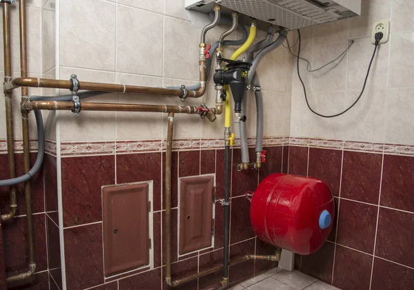 Nieuwe Gascondens Ketel Voor Verwarming Warm Water — Stockfoto