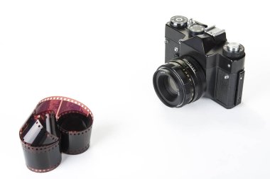 Klasik analog tek lens refleks kamerası