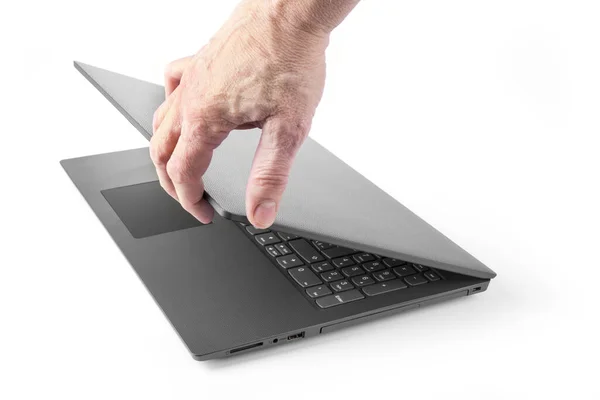 Nowoczesny Cienki Laptop Otwiera Się Ręką — Zdjęcie stockowe