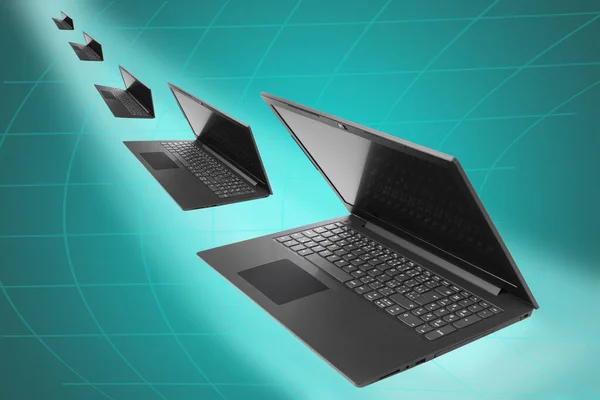 Moderner Schlanker Laptop Auf Türkisfarbenem Hintergrund — Stockfoto