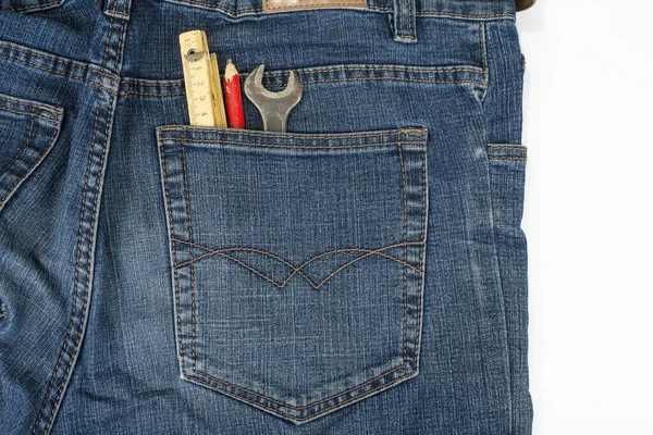 Man Blauwe Jeans Achterzak Met Moersleutel Meter Potlood — Stockfoto