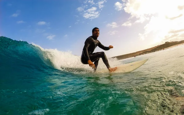 Fuerteventura - 2014.05.01 : surfeur lors d'une séance d'entraînement — Photo