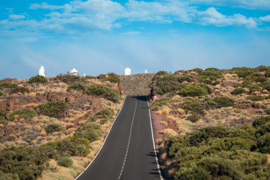 La Palma, Tenerife 'deki Astronomik Gözlemevine giden bir yol