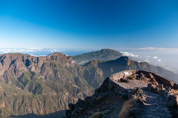 MIrador Roque de los Muchachos, atração turística popular - La palma — Fotografia de Stock