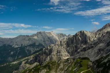 Alpspitze, güneyinde Bavyera