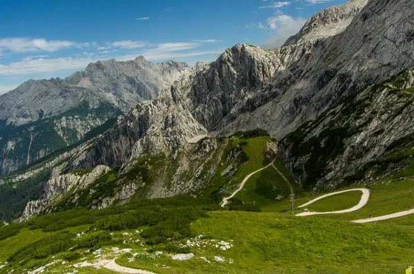 Alpspitze, güneyinde Bavyera