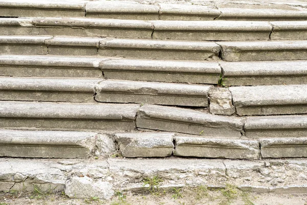 Old cracked stairs — Stock Photo, Image