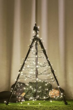 Noel ağacı kamera tripod yapılan